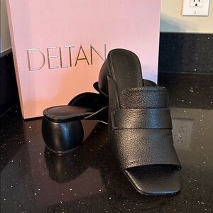 *Deltan Black Leather Block Heel Slide Sandals Mules